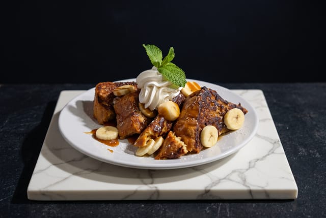 French Toast with Bananas.