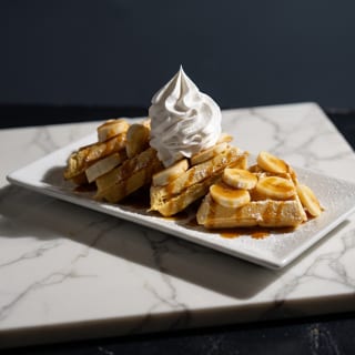 Heartland Waffle with Bananas