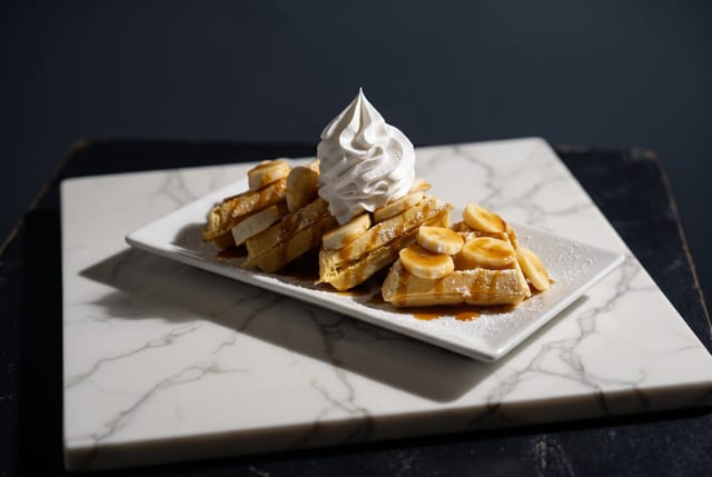 Heartland Waffle with Bananas.